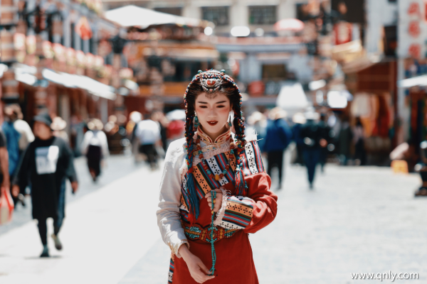 上海去西藏旅游多少钱